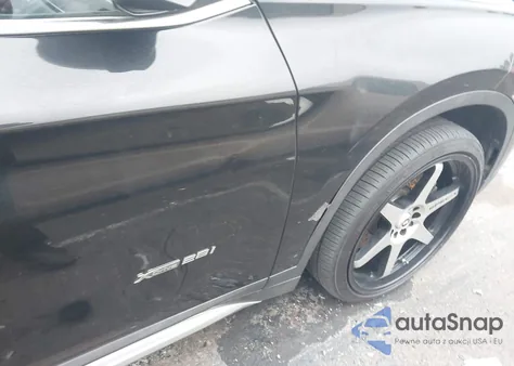 2016 BMW X1 xDrive28I z USA, uszkodzony, nr VIN WBXHT3Z31G4A49614